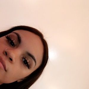 Meet your Posher, Jade